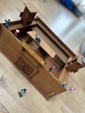 vintage fort Sioux Briatins Ltd Timpo toys soldiers cowboys Red indians cavalry 