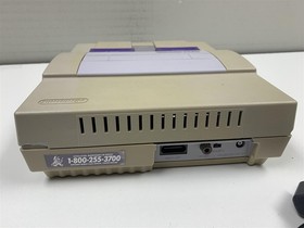 Nintendo Super Nintendo SNES Bundle - Console 1 Controllers Wiring Yellowed