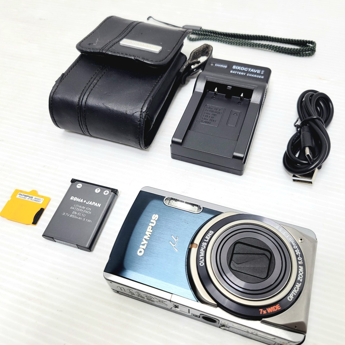 OLYMPUS 12 megapixels μ-7020 Digital Camera with battery