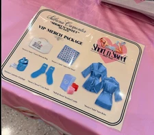 Sabrina Carpenter Short n Sweet VIP Merch Bundle - Size LG opened but NEW