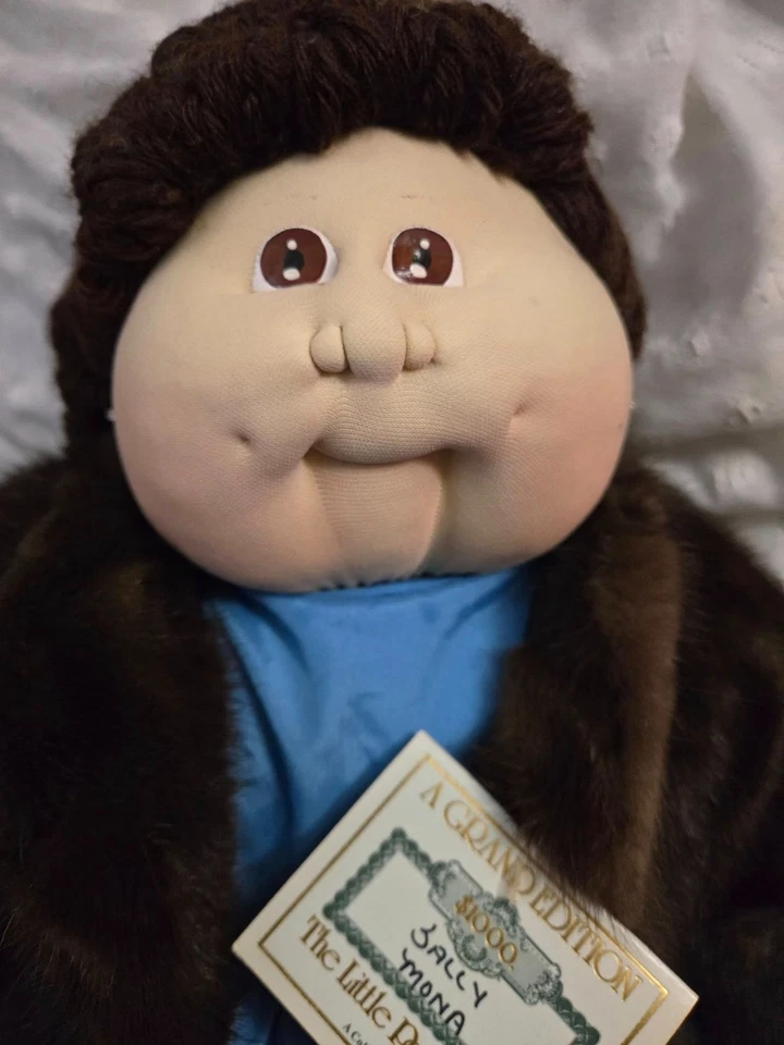 Vintage Cabbage patch little people Grand Edition hand signed paperwork mink - Image 3 of 4
