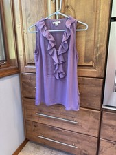 Banana Republic Blouse Top Women's Sz 2 Lavender Sleeveless Lace Buttons