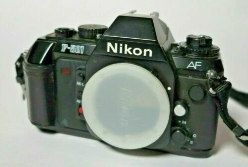 Fotocamere analogiche a focus manuale