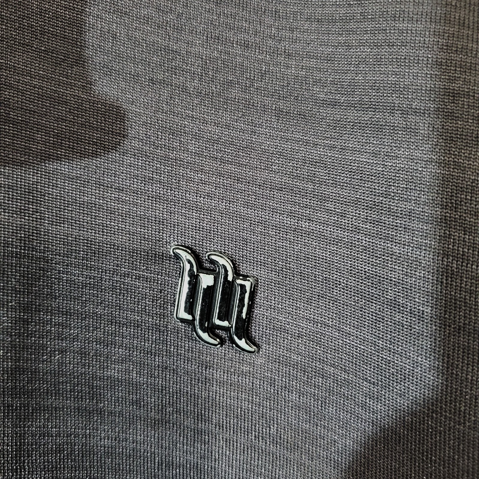 Picture 4 of 9