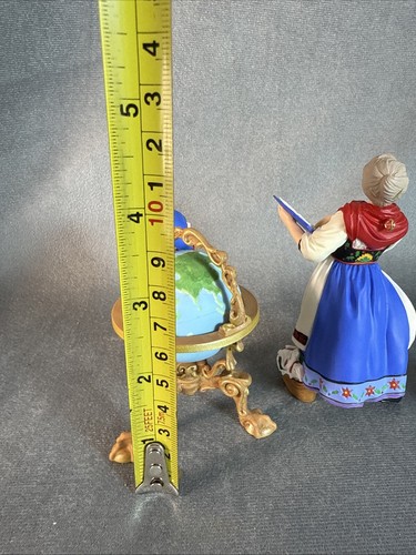 Hallmark 2001 Collectors Membership Club Lettera, Globus & Mrs Claus 3 Piece Set - Picture 13 of 13