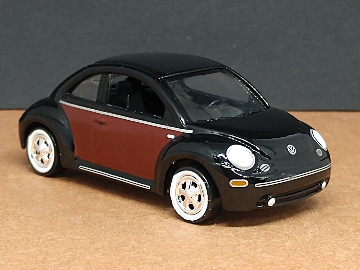 ミニッツVolkswagen New Beetle R/C EP Touring Car VW New Beetle Turbo S White 32767W