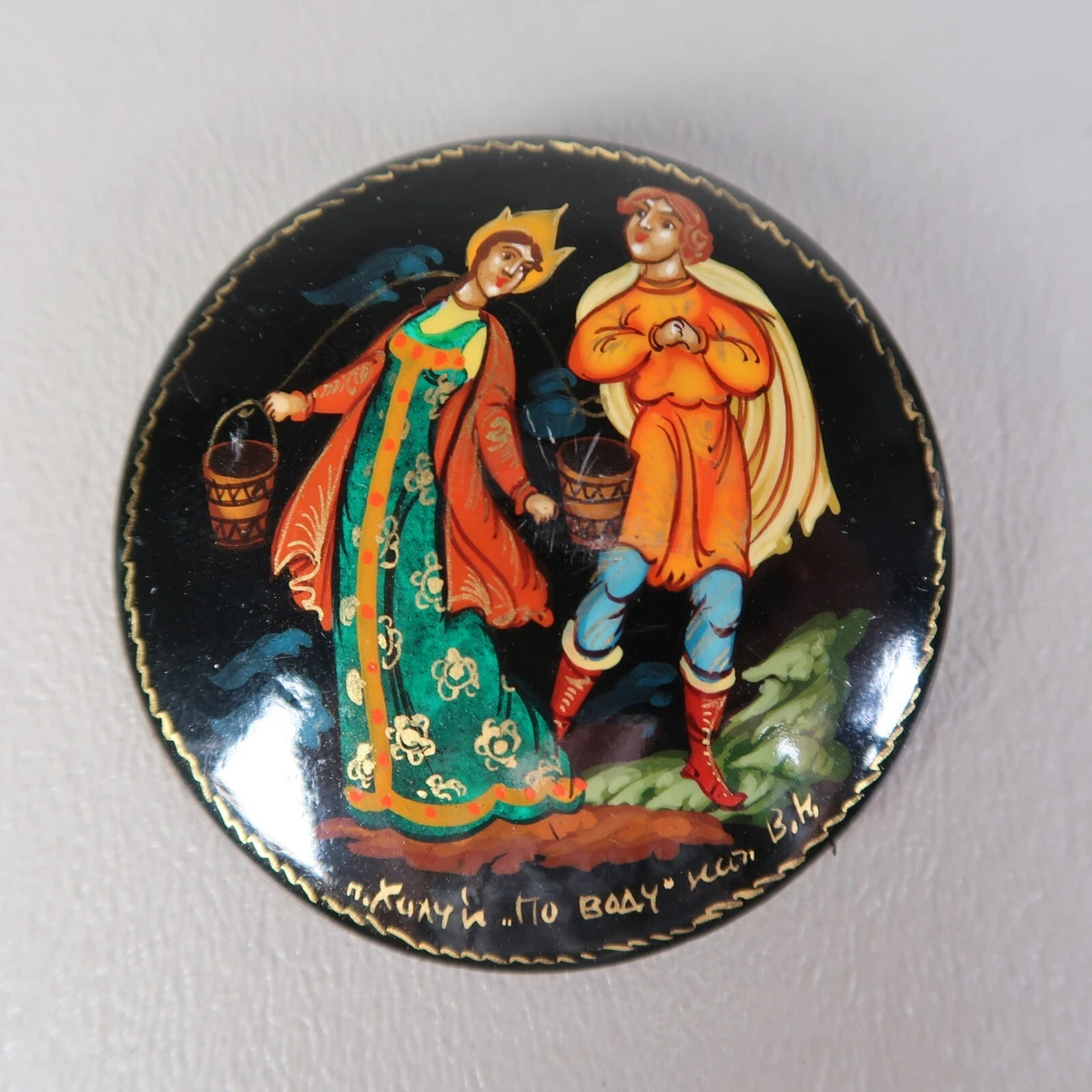 Hand on sale painted brooch
