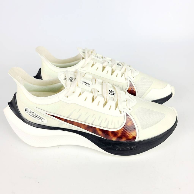 nike women's zoom gravity running shoes