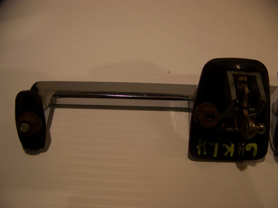 1964 CHRYSLER 300 EXTERIOR DOOR HANDLES OEM PAIR NEW YORKER NEWPORT 300K - Image 4 of 4