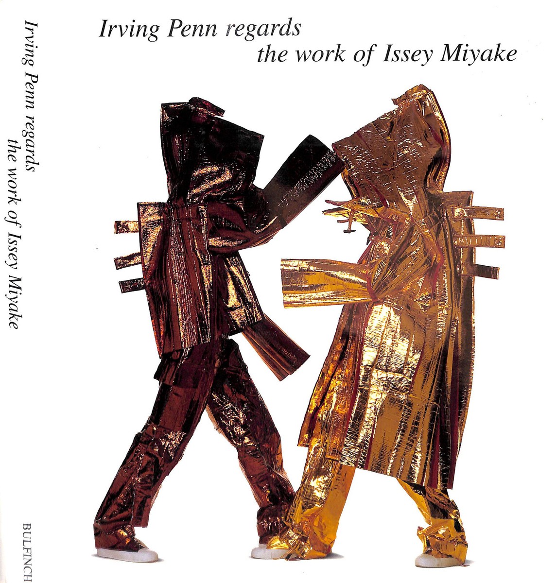 【洋書】Irving Penn regards the work of … Irving Penn regards Issey Miyake | The Oblist