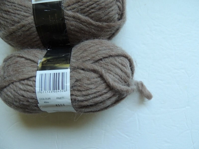 Drops Esquimal Uni Color 48M Parti 100% hilo lana, lote de 3 (54 yardas ea) Foto 4 de 4