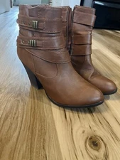 AXNY American Exchange Women’s 10 Brown Heel Booties Aniya