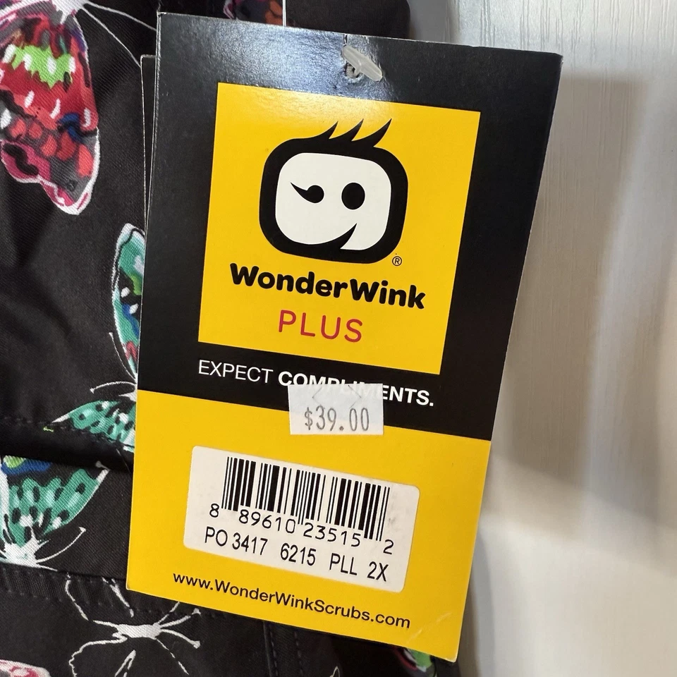 NWT WonderWink Plus 2X Butterfly Print Scrub Top Cinch Waist Black V-Neck - Image 3 of 4