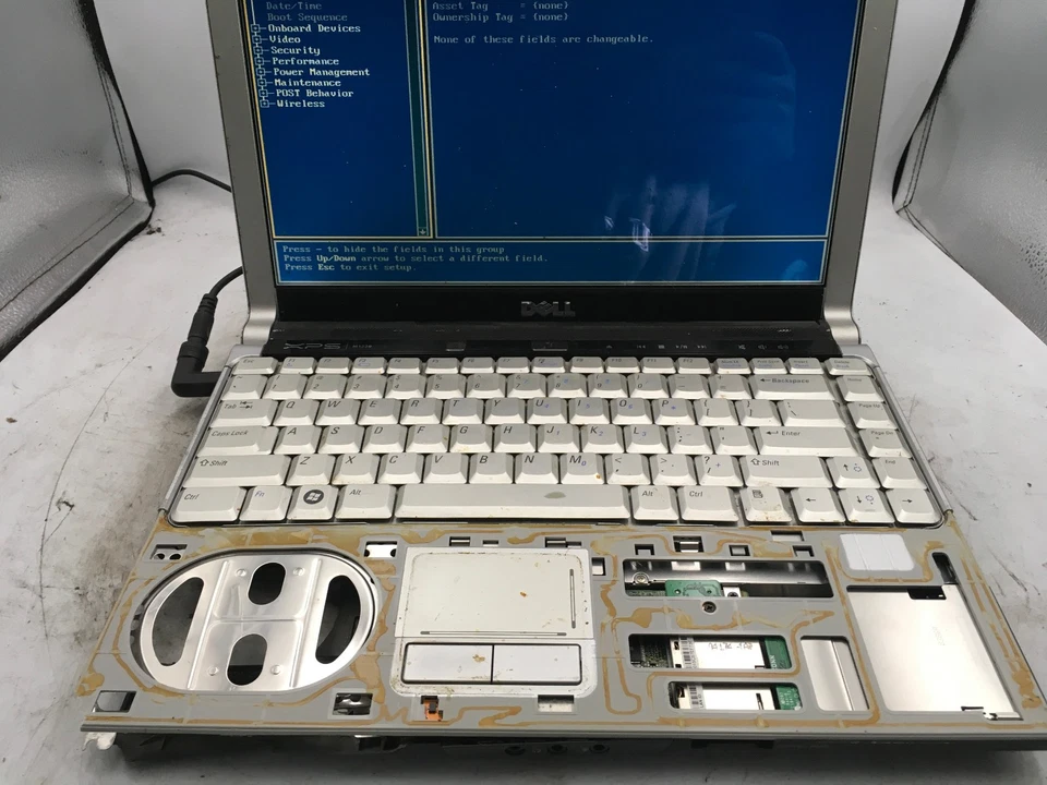 DELL XPS M1330 - BOOTS TO BIOS - INTEL CORE 2 DUO - 4GB RAM - READ DESC - BB - Image 3 of 4