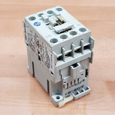 Allen Bradley 100-C12D10 Series A Contactor, 110/120V Coil, 100-C12*10, 4 Pole