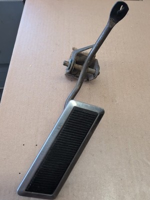 1970 E BODY CUDA CHALLENGER GAS ACCELERATOR PEDAL NICE DRESS UP TRIM AAR T/A
