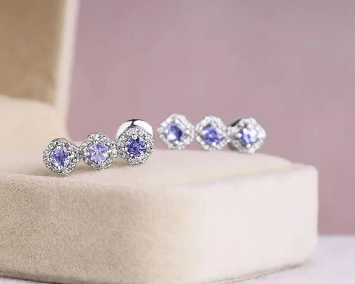 Brincos de gota bonita azul tanzanita simulada corte redondo folheados a ouro branco 14k - Imagem 4 de 4