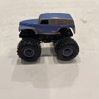 Vintage Monster Jam Hot Wheels GRAVE DIGGER TRUCK Blue Silver 2000 50584