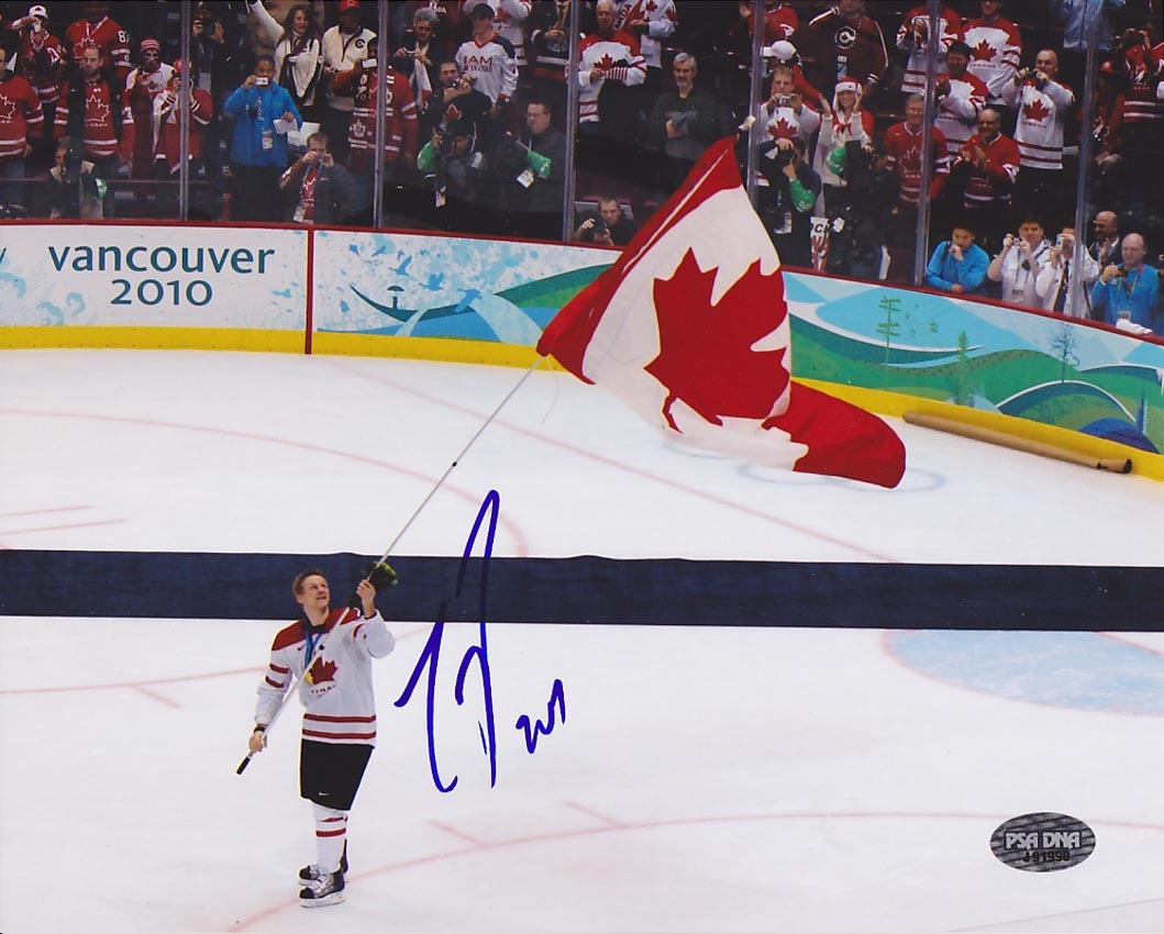 Corey Perry SIGNED 8x10 Photo TEAM CANADA Olympics PSA/DNA AUTOGRAPHED ...