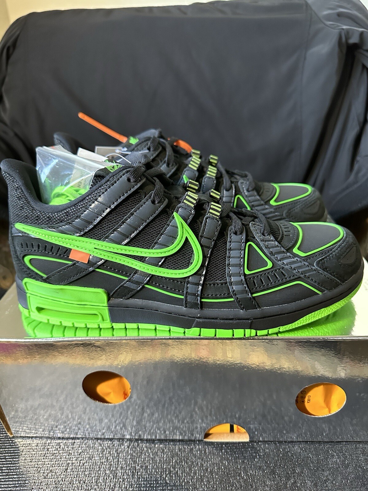 OFF WHITE X NIKE Taglia 9 5 Nike Air Rubber Dunk x Off White Low Green Strike