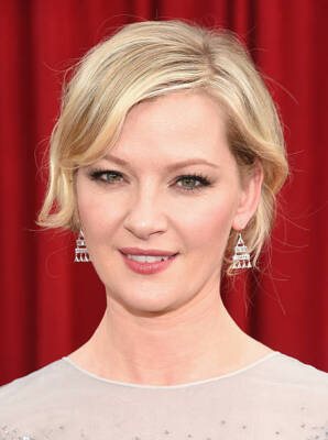 Gretchen Mol at TNT's 21st Annual Screen Actors Guild Awards at Th - Old Photo