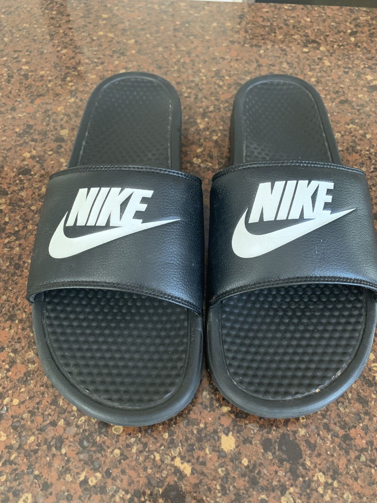 NIKE Nebassi JDI black and white slides 