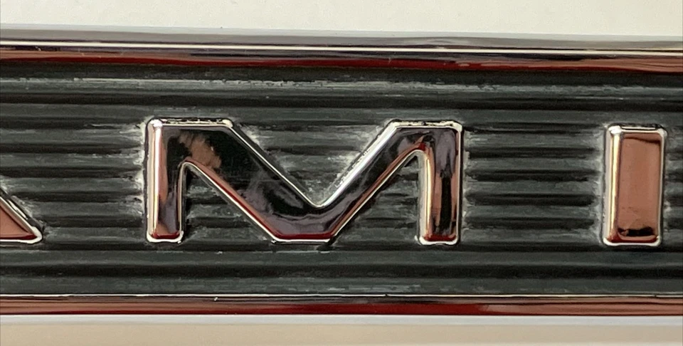 Nuevo juego emblema panel cuarto derecho/izquierdo GM 4412514 1964 Chevrolet El Camino (SC) OEM GM Foto 4 de 4