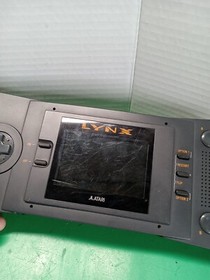 Atari Lynx Console FOR PARTS OR REPAIR ! No Power - No Battery Cover Read Descri
