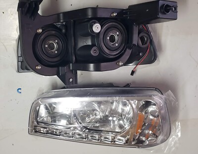Spyder Auto 847245017628 XTune LED Crystal Headlights Fits 06-09 Charger