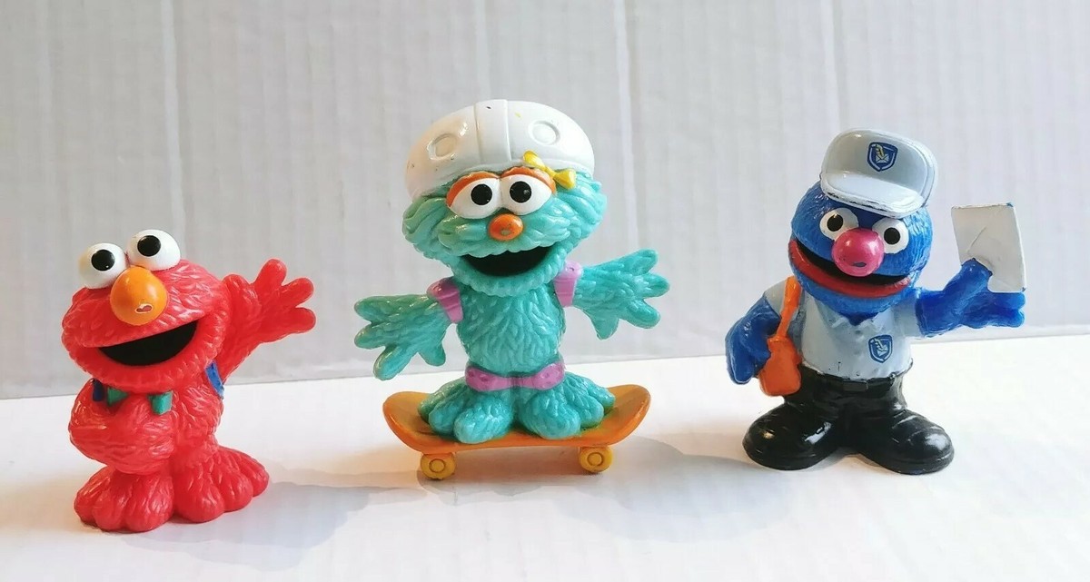 Sesame Street Figures Toys Cake Toppers Lot Of 3 PVC Elmo