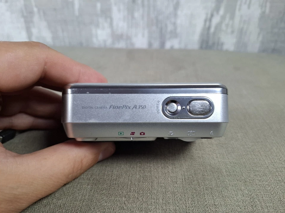 Fujifilm FinePix A Series A350 5.2MP Digital Camera - Silver, photo 3 of 5