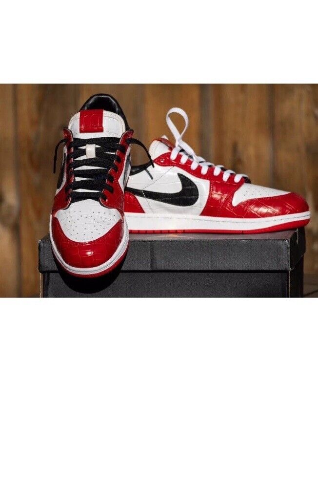 Size 10 - Air Jordan 1 Retro OG Low Chicago 883419952401 | eBay Size 10 - Air Jordan 1 Retro OG Low Chicago 883419952401 | eBay