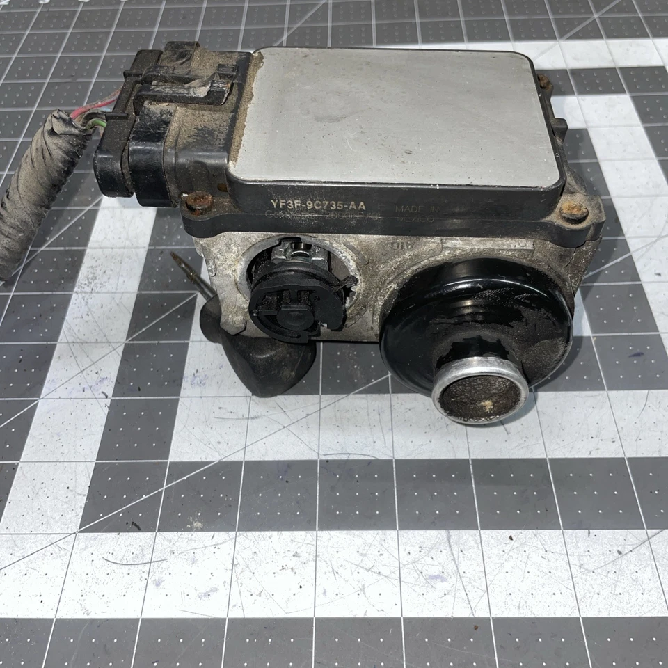 Lincoln Continental Cruise Control Servo Module YF3F-9C735-AA OEM - Image 2 of 4