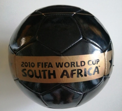 FUSSBALL *** GR. 5 *** FIFA WORLD CUP *** SOUTH AFRICA 2010 *** NEU