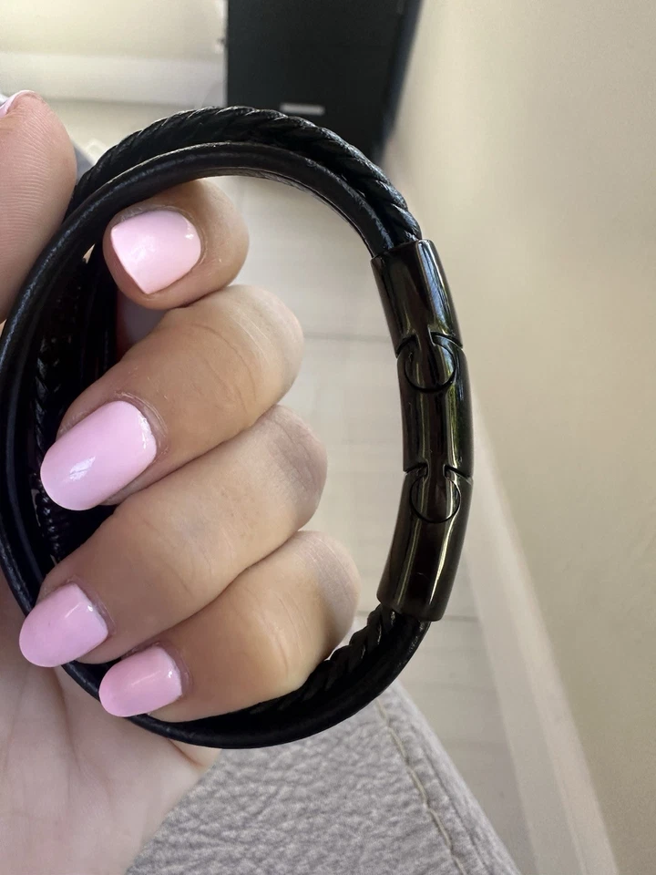 18K Cross saint charbel Gold Men's Leather Bracelet Stainless Steel Buckle - Image 3 of 4