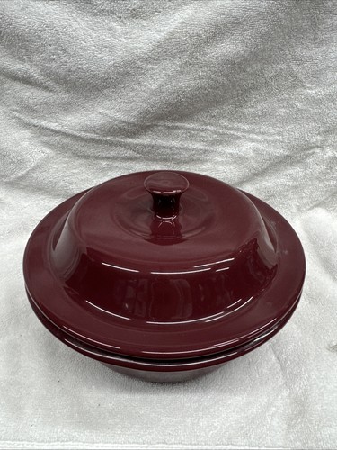 Pampered Chef Steingut 6 Tassen/1,5 L Runde Cranberry bedeckt Kasserolle Bäcker/Deckel