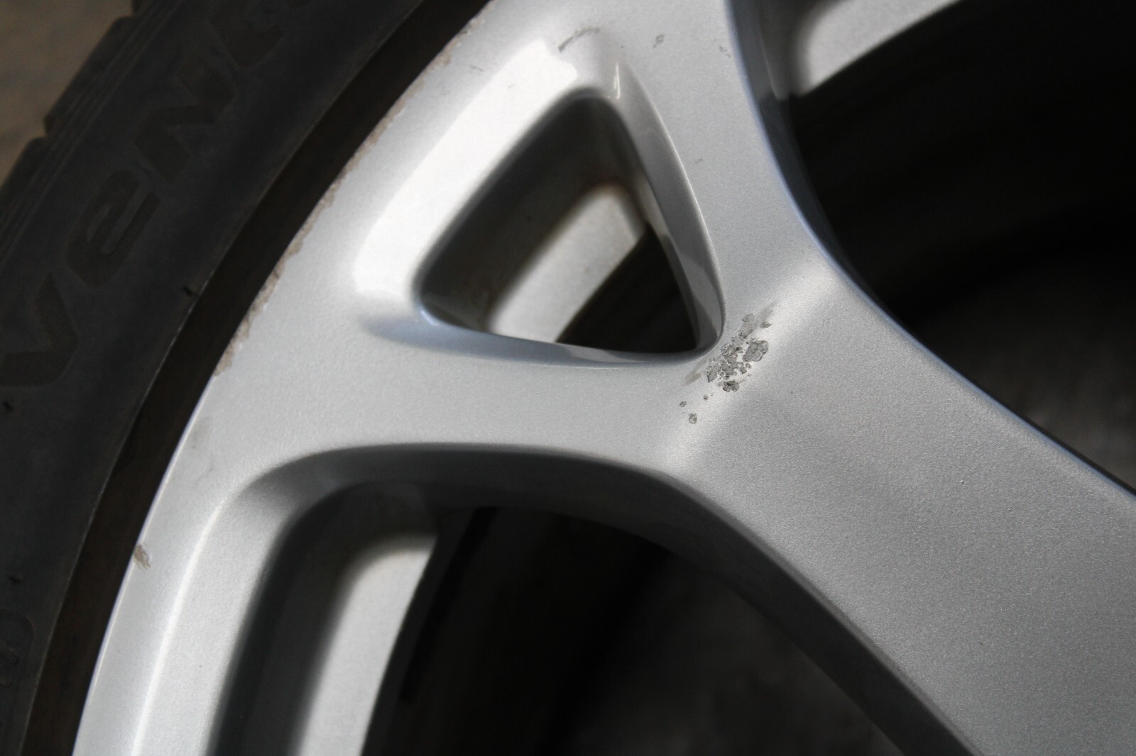 Maserati Quattroporte, Rear Wheel, Needs Recon, Used, P/N 237496