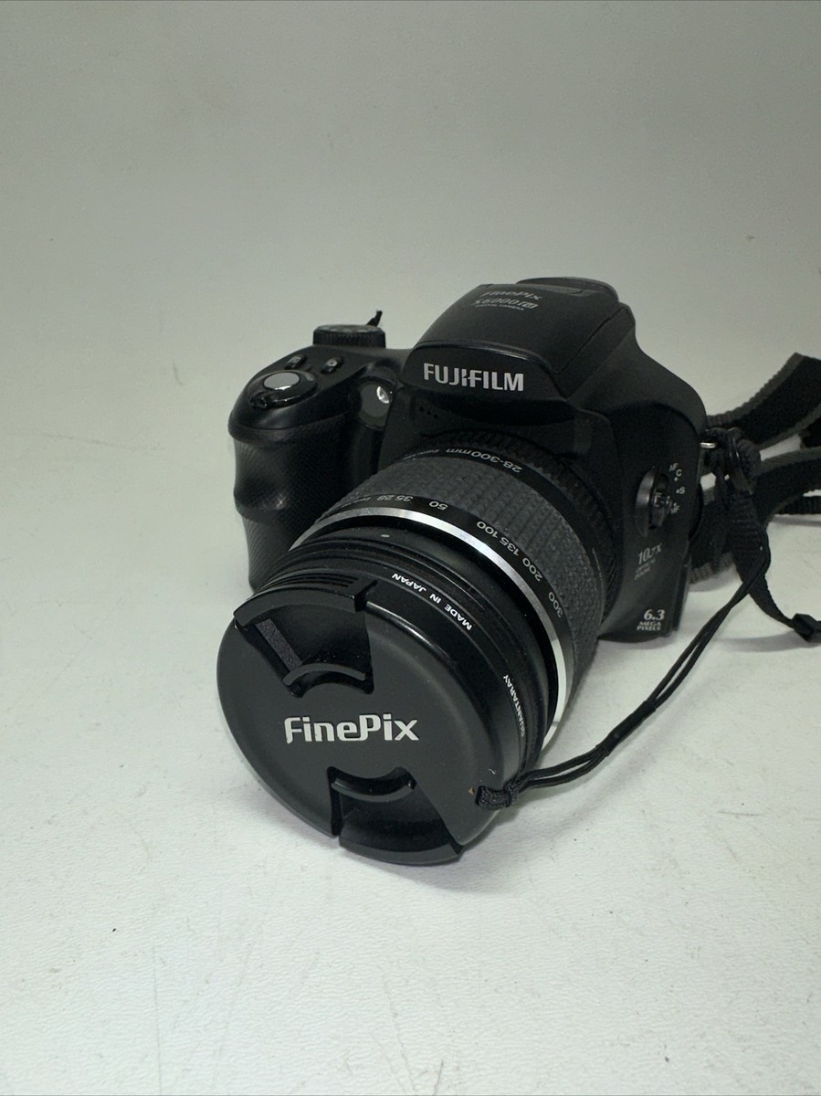 Fujifilm Finepix S6000fd 6.3MP Digital Camera with 10.7x Optical