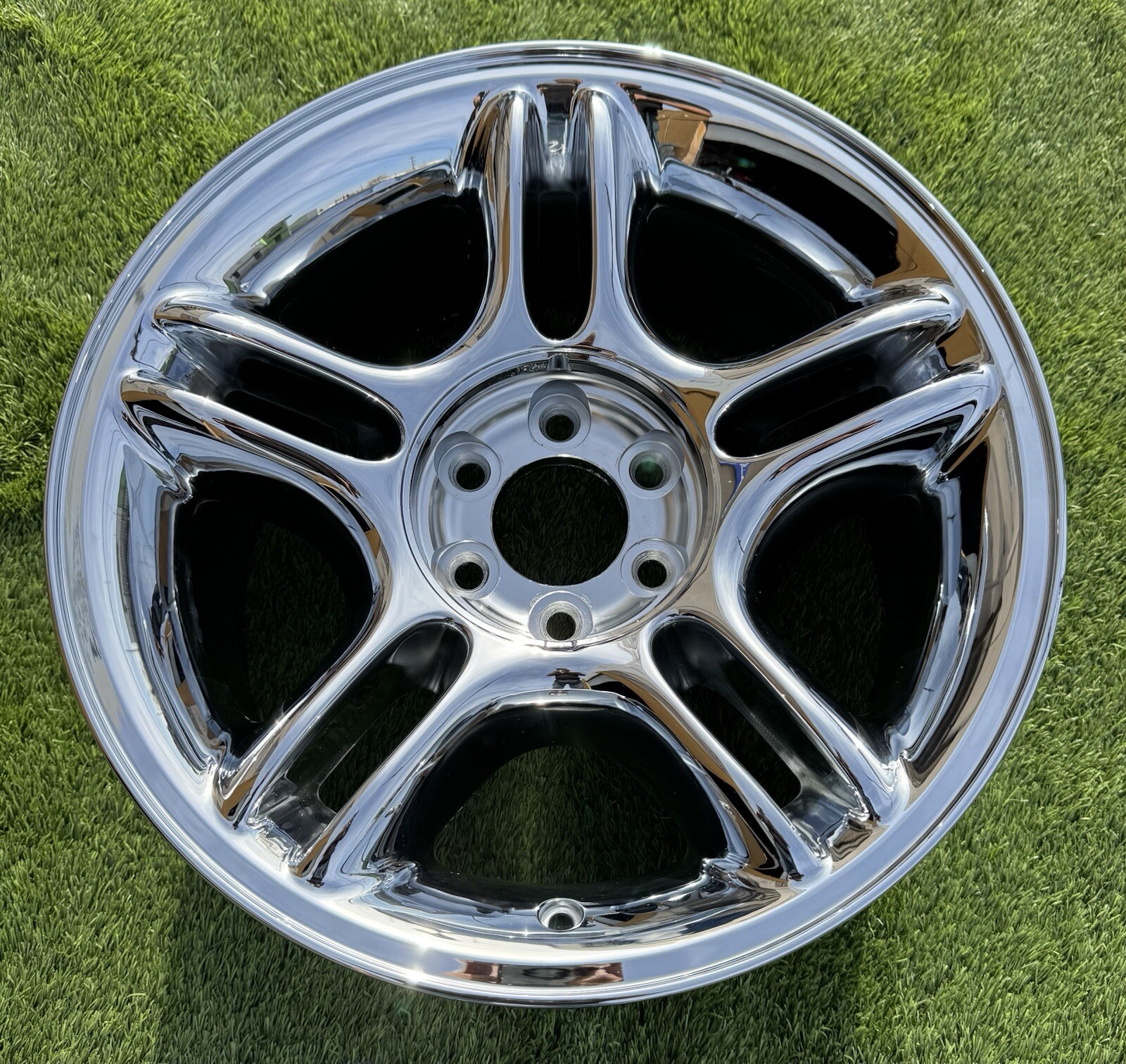 1- New Single Chrome 17” Dodge Durango RT OEM Wheel Rim 2105 | eBay