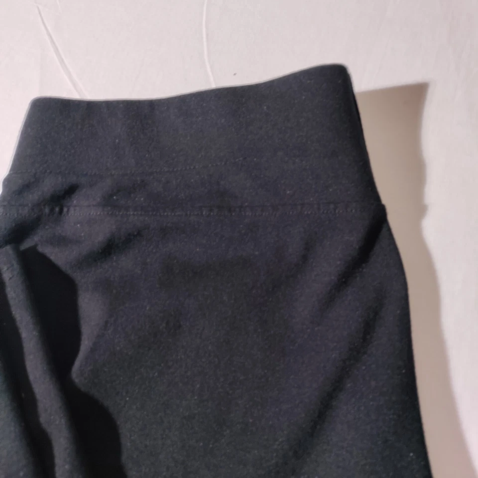 Pantalones para mujer Maison Jules negros talla grande (30,5" x 25,5" real) Foto 4 de 4