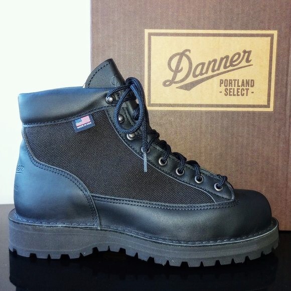 Danner Men's Danner Light GORE-TEX Boots in Cool Looking Black