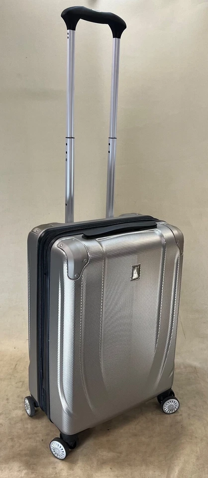 Travelpro Pathways 3.0 Champagne 21” Exp Carry On Luggage Spinner Suitcase - Image 3 of 4