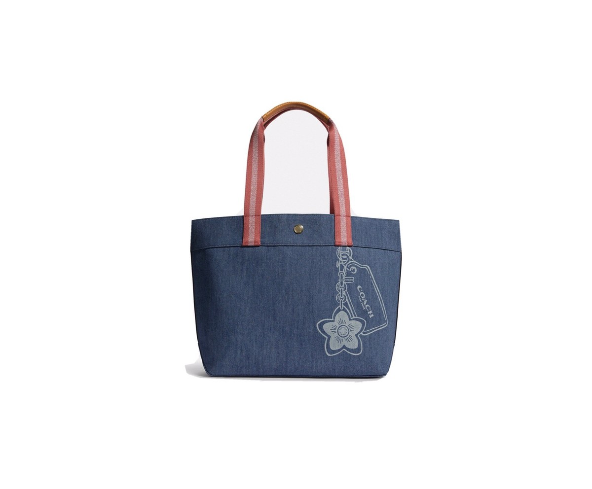 ◇Coach◇ manhattan tote Coach Manhattan Tote | Whats in my bag - YouTube