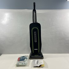 Oreck XL Pro Signature Plus 2 Type 8 Upright Vacuum Cleaner U3772HHTARG With Bag