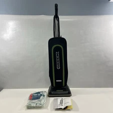 Oreck XL Pro Signature Plus 2 Type 8 Upright Vacuum Cleaner U3772HHTARG With Bag