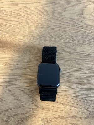 Apple Watch SE 44mm GPS