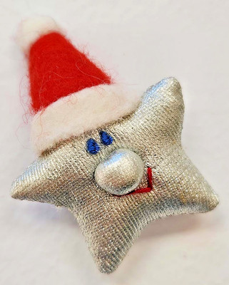 RARE Hallmark PIN Christmas Vintage STAR in SANTA HAT Plush Fabric SILVER 1987
