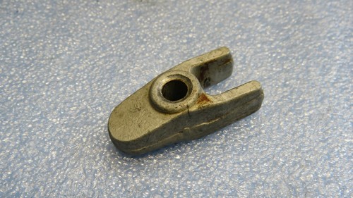 MERCEDES BENZ W210 OM613 - Einspritzdüse Halter Halterung / Fuel Injector HOLDER