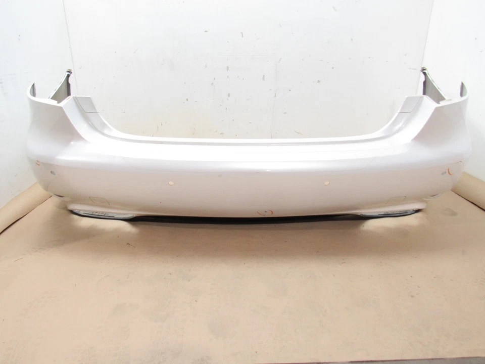 Cubierta del panel del parachoques trasero Lexus LS460 2016 13-17; Foto 2 de 4