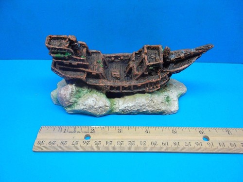 GALLEON WAR SHIP WRECK WS025 AQUARIUM RESIN SMALL FISH TANK DECOR HAND PAINTED - Picture 3 of 3